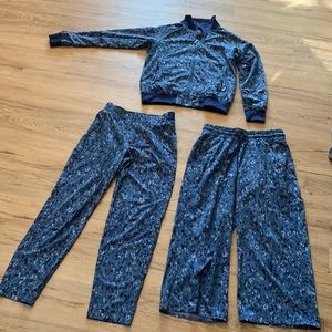 Athleta 3 Piece Set - Blue Camo - Jacket with 2 pairs of pants, great condition